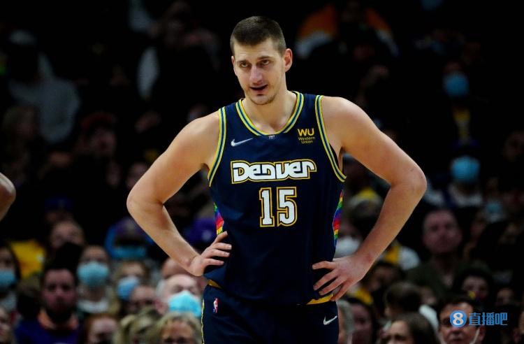 多次在地区 多次在地区